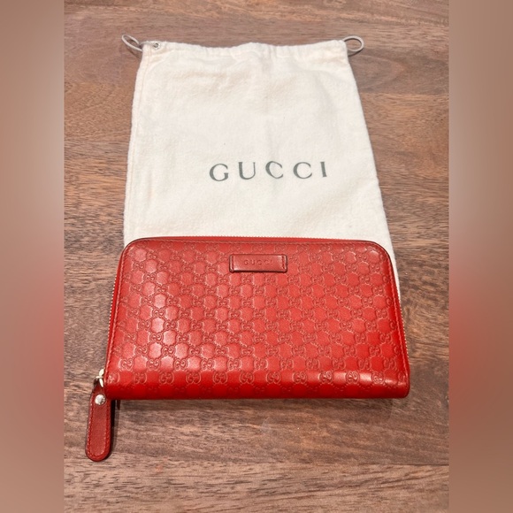 Gucci GG Microguccissima Red Leather Zip Around Long Wallet - Picture 2 of 15